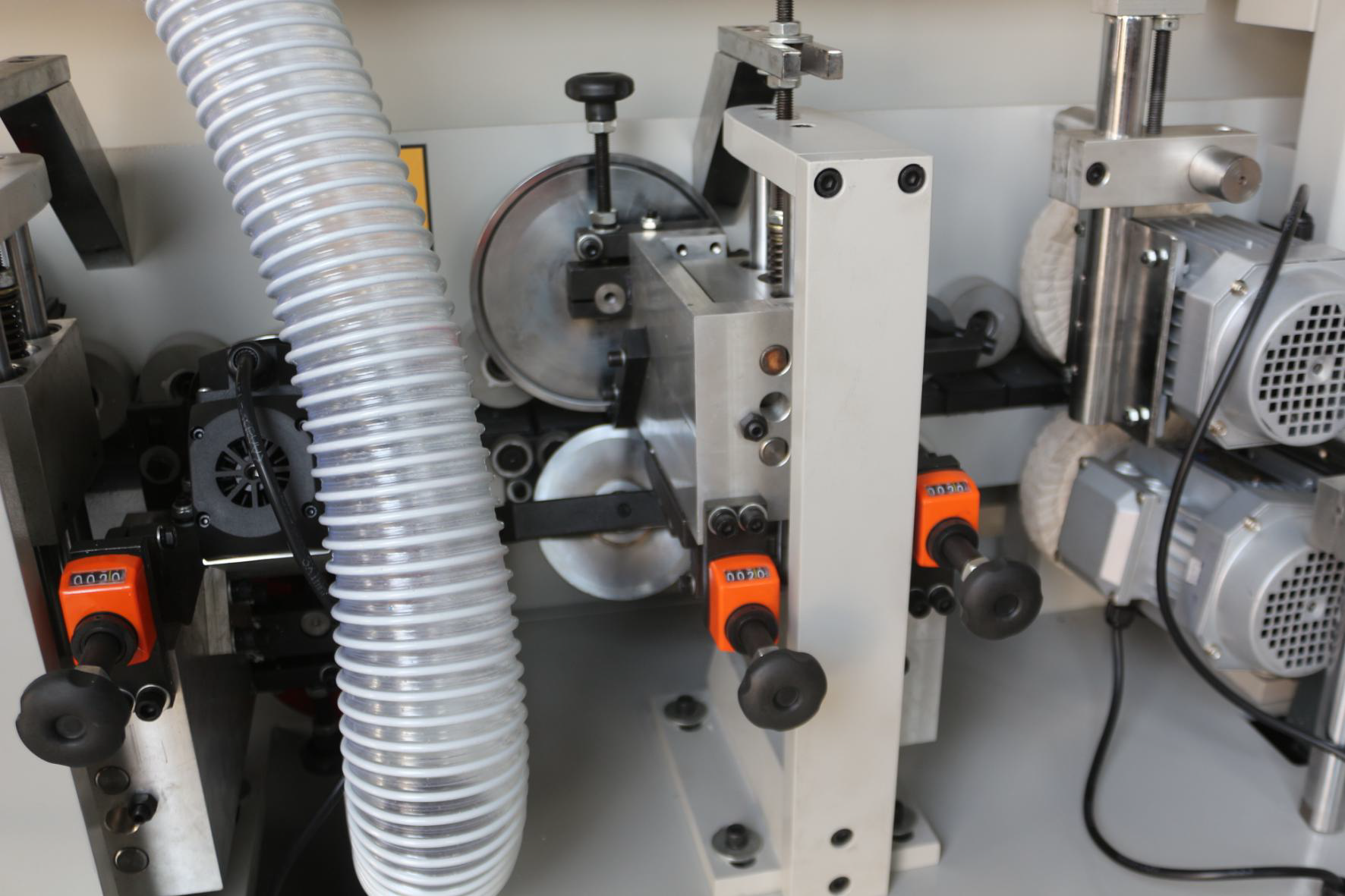 Century 5GS - Grupo Raspador