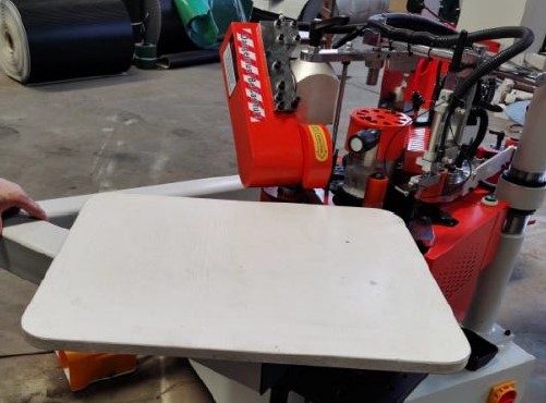 Peça finalizada com borda aplicada