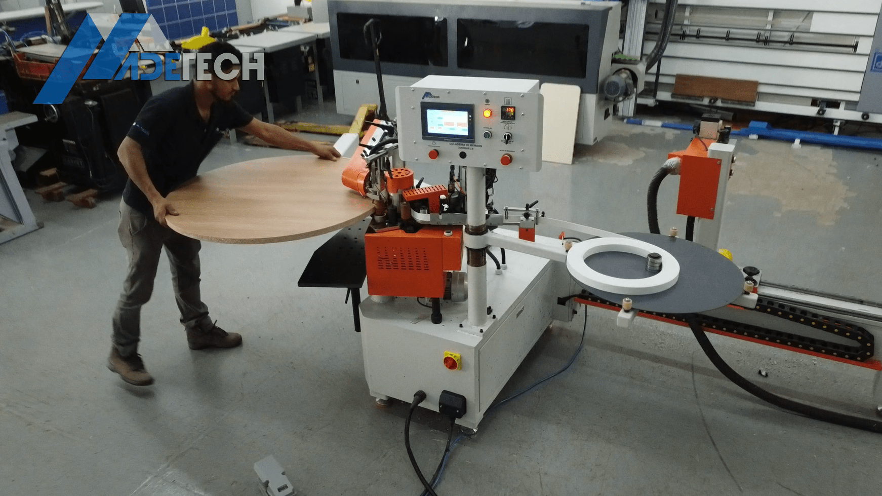 Coladeira de bordos para peças ergonômicas Contour 2.0 - Imagem 2