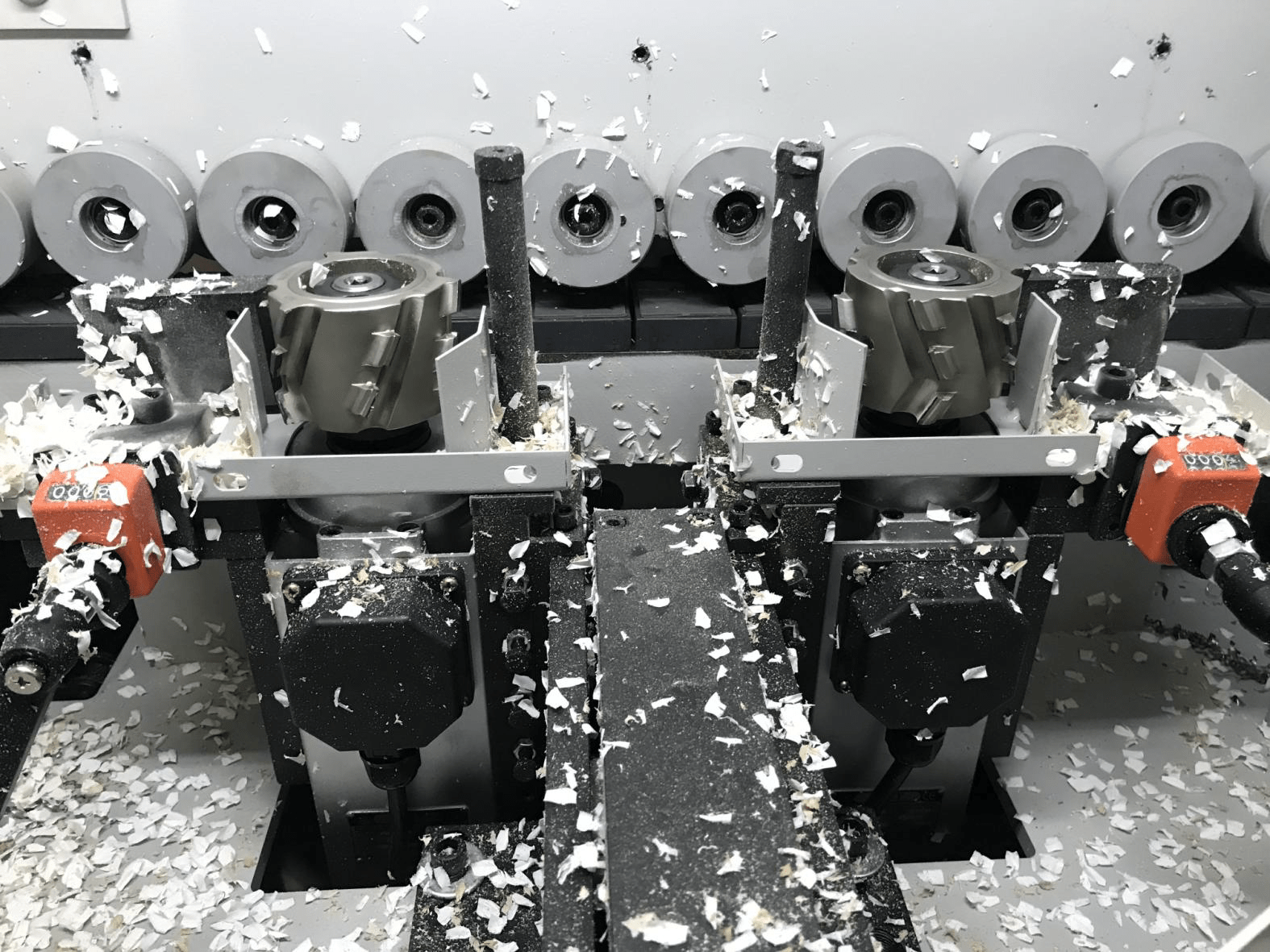 Coladeira de bordos automática Millenium 6GS - Imagem 8