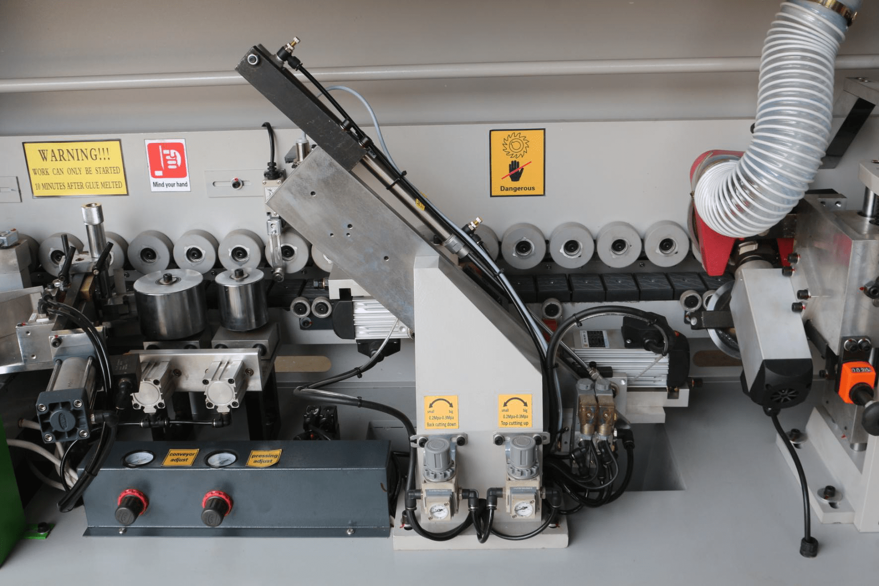 Coladeira de bordos automática Millenium 6GS - Imagem 10