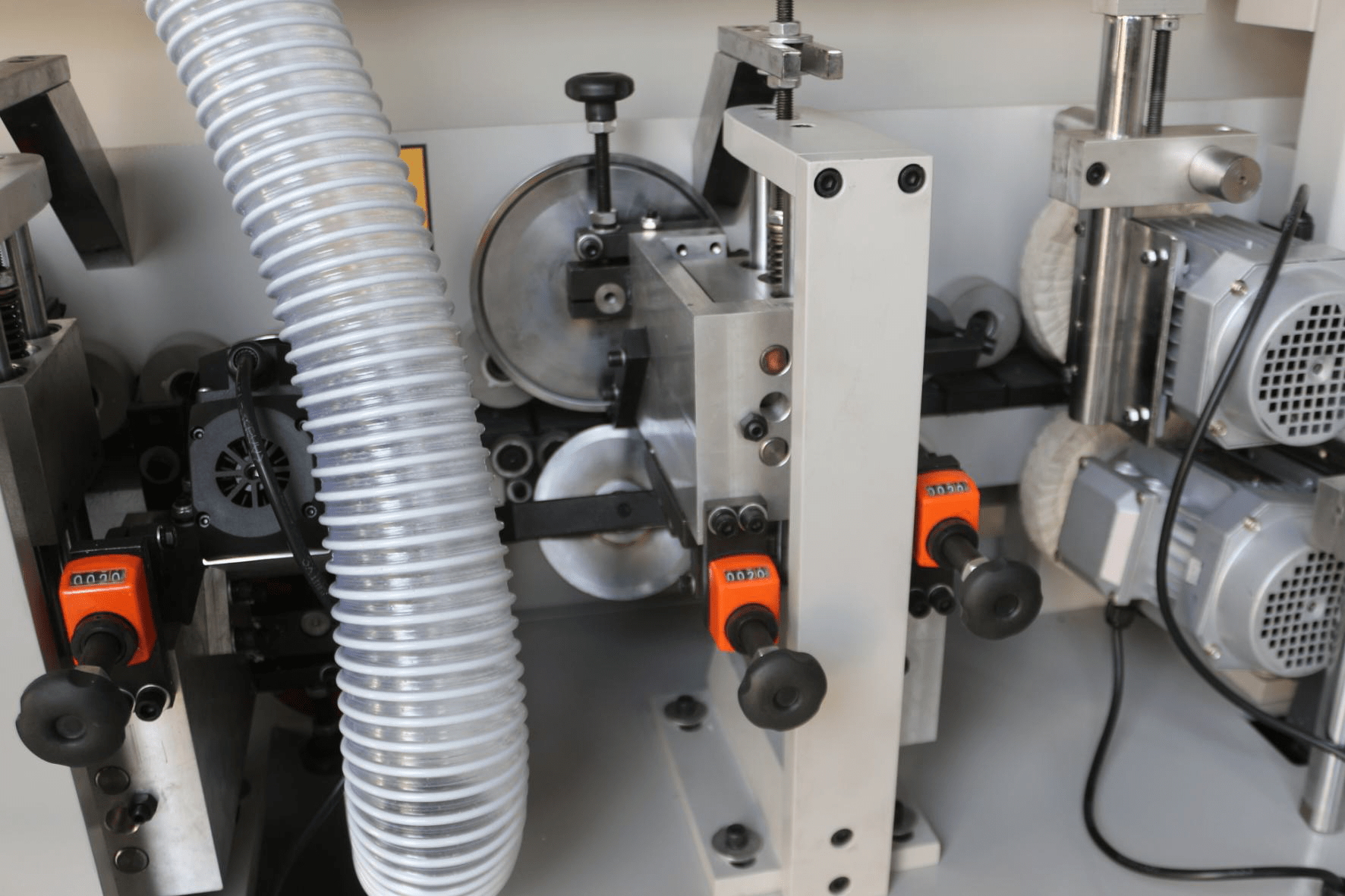 Coladeira de bordos automática Millenium 6GS - Imagem 12