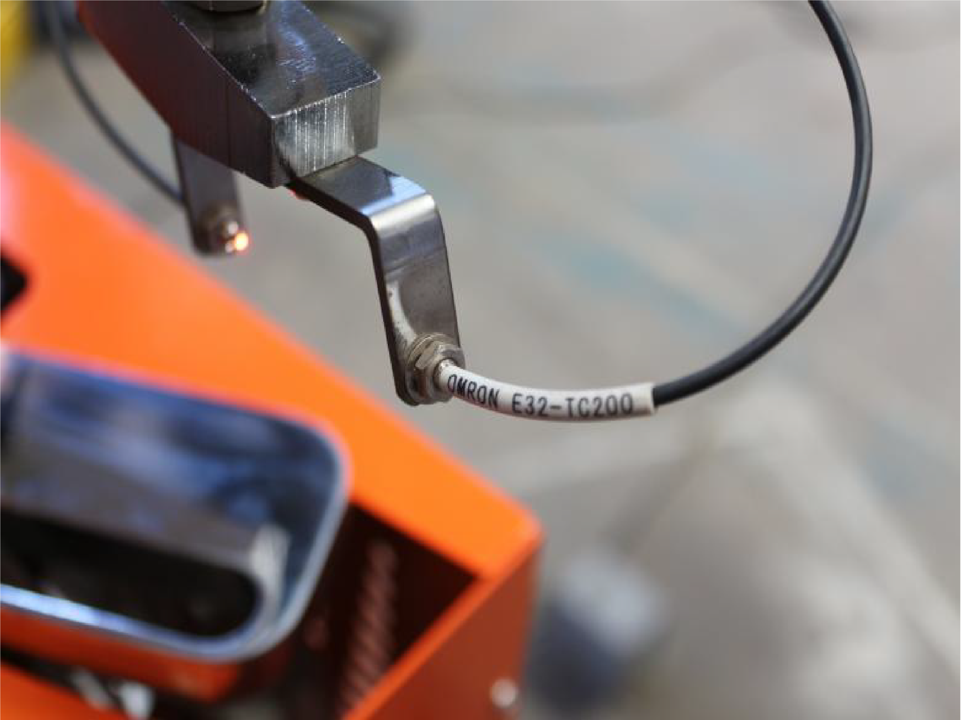 Coladeira de bordos para peças ergonômicas Contour 2.0 - Imagem 5