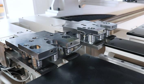 Centro de furação de 6 lados PT6 - Imagem 8